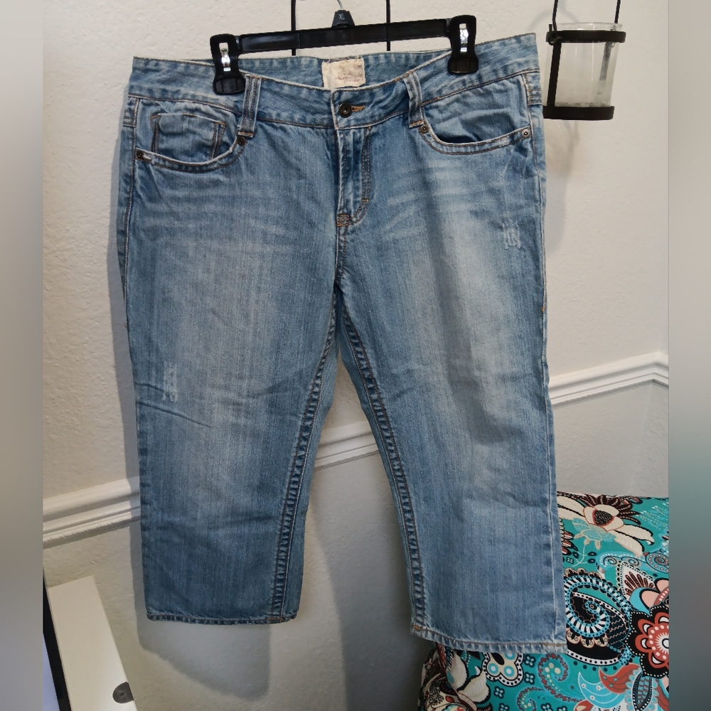 Maurices Light Blue Ankle Jeans with Cropped Length and Relaxed Fit